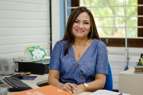 Monica Lopes Folena Araújo